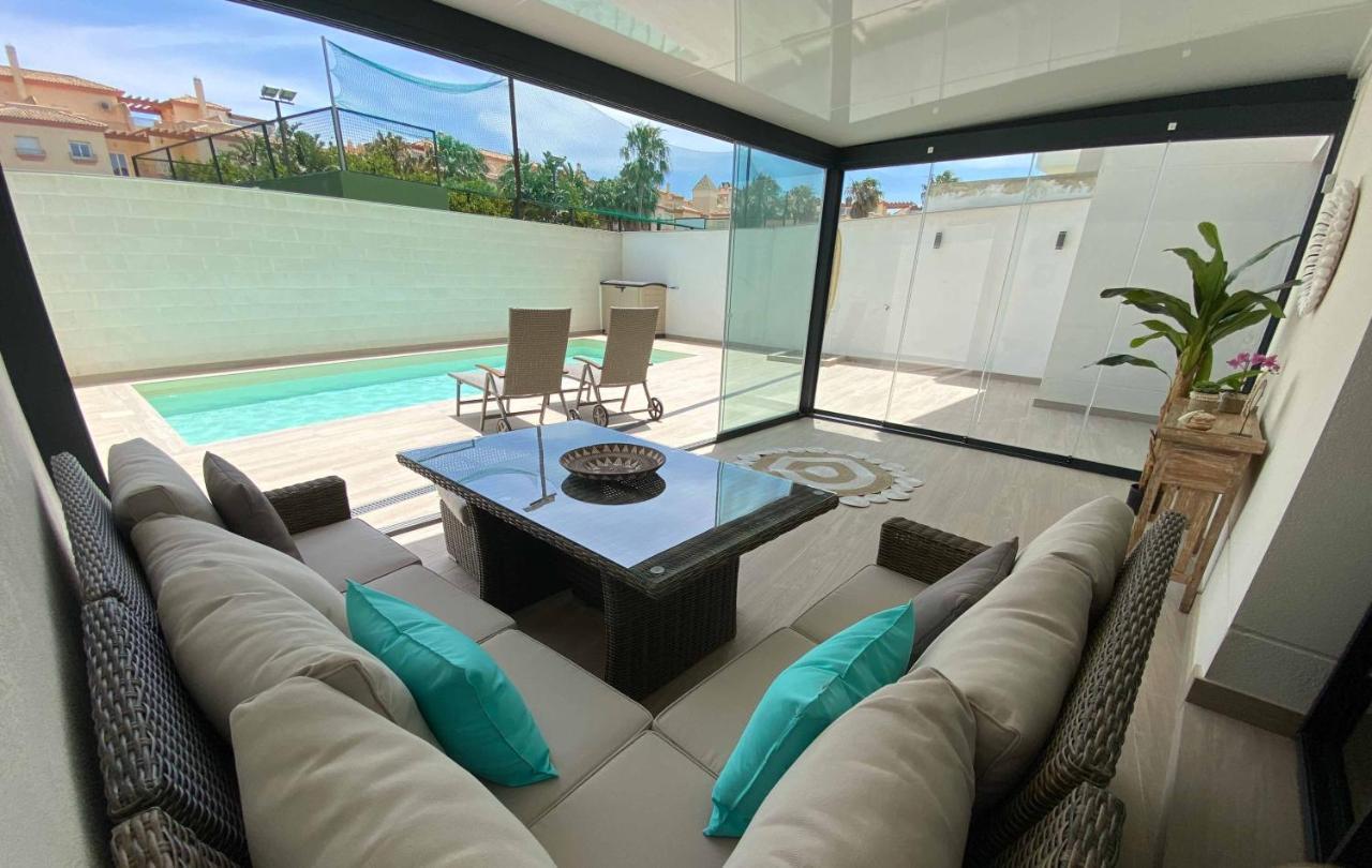 Cozy House - Private Pool - Wifi - Modern Apartment